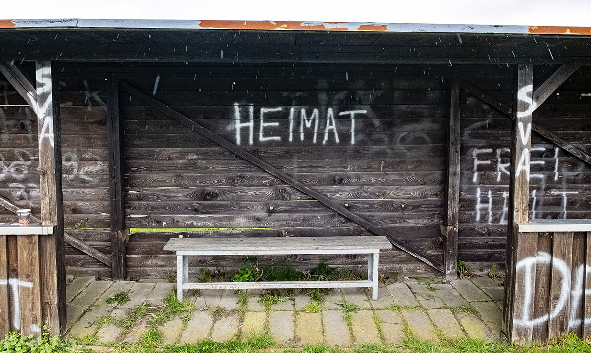 nordwandblick's tweet image. Ein echtes Stück Heimat.
(Agrarfrost 2015)

#mvtutgut #MecklenburgVorpommern #germany #pommern #aufnachmv #entdeckedeutschland #visitgermany #lebenwoandereurlaubmachen #goodmorningworld #rügen #jedentageinurlaubsbild #grimmen #stralsund #pommern #abtshagen #heimat #heimatliebe
