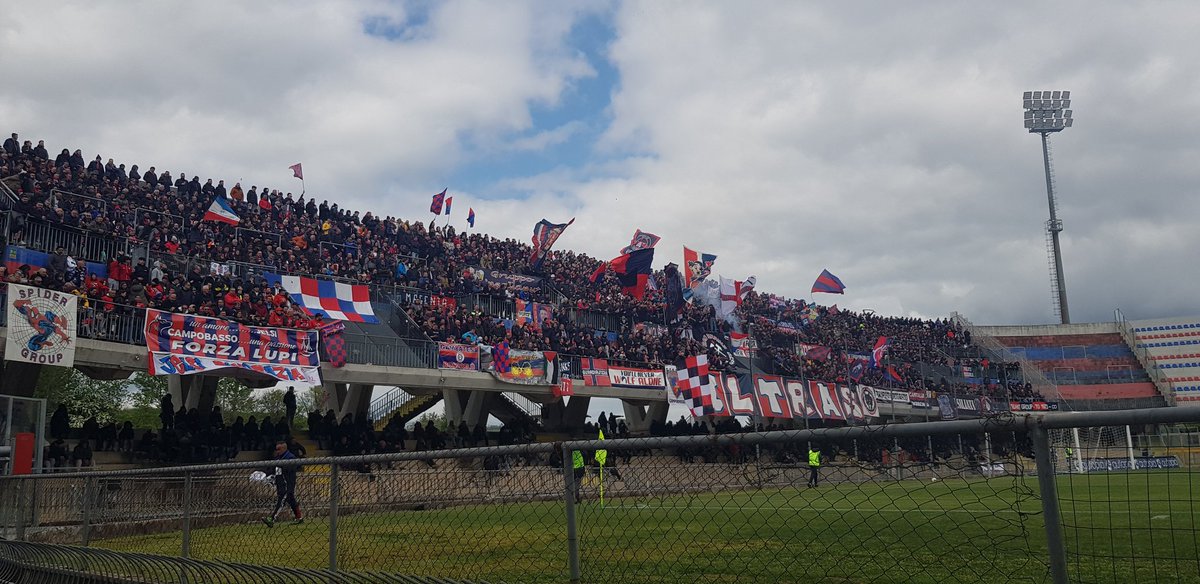 Campobasso.
Serie D.
Ma è solo calcio...