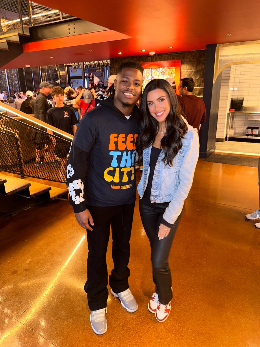 Bri Amaranthus (@briamaranthus) on Twitter photo Entering year 3 of incredible interviews with <a href="/KaVontaeTurpin/">KaVontae Turpin</a>!
Yesterday, the Dallas Cowboy lended a hand to prep an impressive 4,670 meals for hungry children across Texas👏🏻
#dallascowboys #cowboysnation
si.com/nfl/cowboys/ka… Entering year 3 of incredible interviews with <a href="/KaVontaeTurpin/">KaVontae Turpin</a>!
Yesterday, the Dallas Cowboy lended a hand to prep an impressive 4,670 meals for hungry children across Texas👏🏻
#dallascowboys #cowboysnation
si.com/nfl/cowboys/ka…