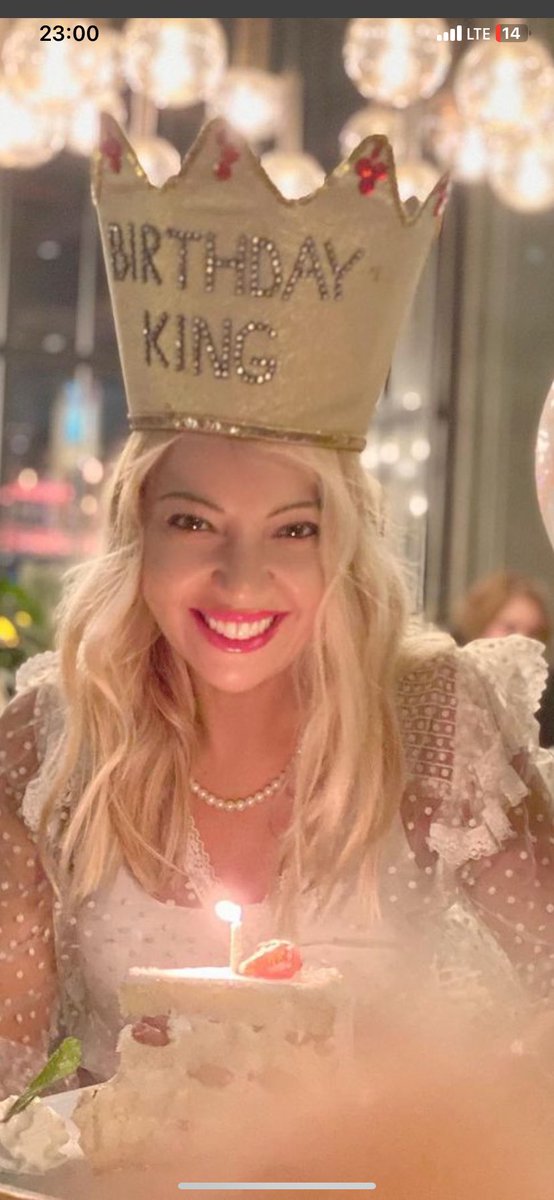 Ne zor birgün.. Canım meslektaşım, arkadaşım, neşe kaynağı, biricik Burcu’muzu kaybettik. Çok üzgünüm.. 
Mekanı cennet olsun.. 
Seni hep neşenle, güzelliğinle hatırlayacağım.. #burcuçelik