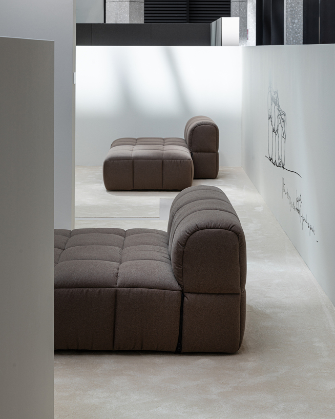 Visit “A Tribute To Cini Boeri”, designed in collaboration with Archivio Cini Boeri, at via della Moscova 33 in Milan, open to the public April 16th to 21st, from 10:00 AM to 8:00 PM.

#LoroPiana
#SaloneDelMobile
#MilanDesignWeek
#LoroPianaInteriors