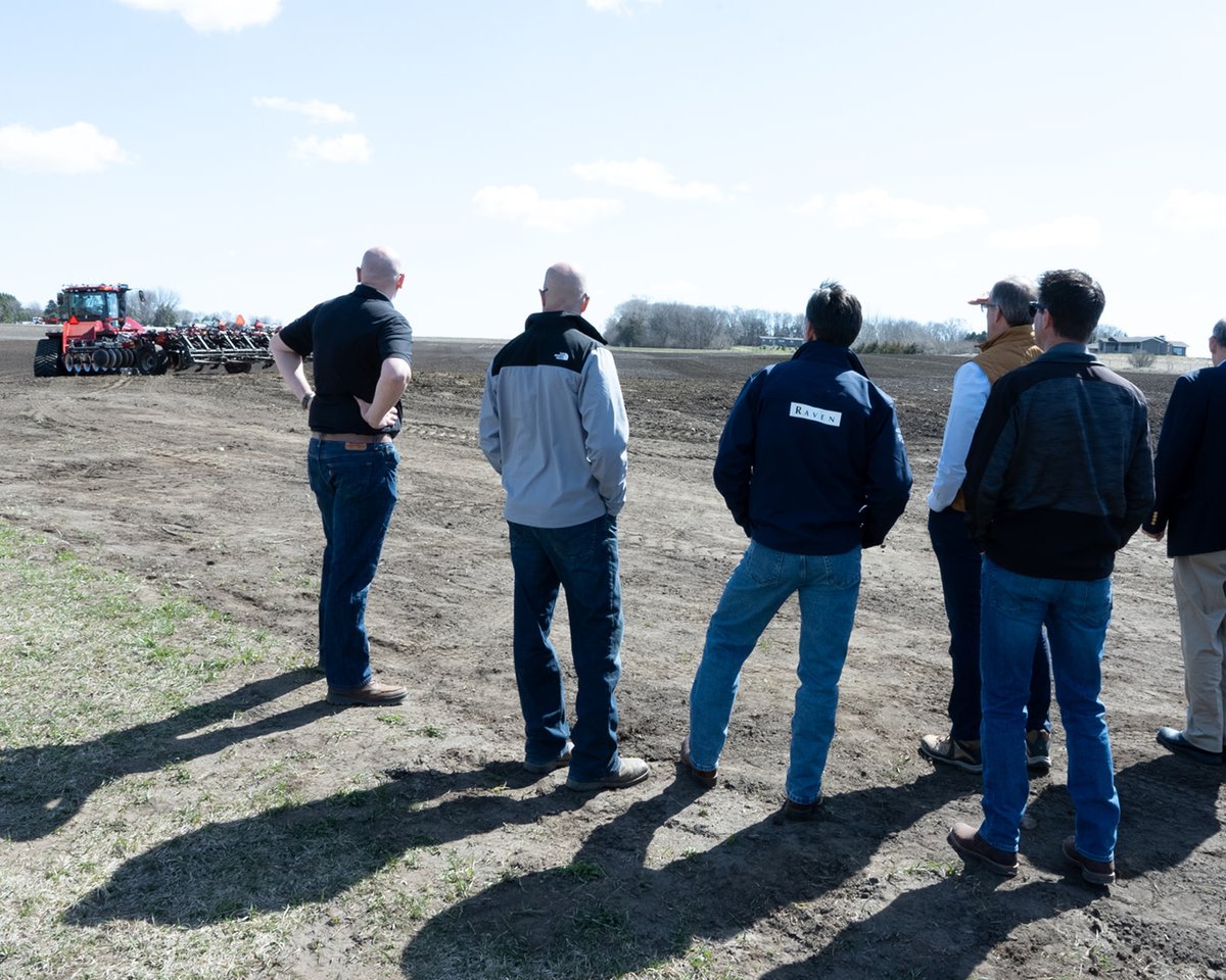 We recently had the privilege of hosting several senators at our Raven Innovation Campus. We’re proud to share our commitment to advancing technology in agriculture and discuss topics such as farm machinery safety and AI regulations. #RavenIndustries #PrecisionAgriculture