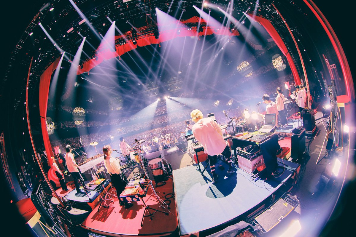 sumika_inc's tweet photo. 【#sumika Live Tour 2024 『FLYDAY CIRCUS』】

2024.04.21
ぴあアリーナMM

全17公演の終着地、希望と笑顔で溢れた最高ツアーファイナル！
本当にありがとうございました！

これにて、FLYDAY CIRCUS閉幕！
また次の旅でお会いしましょう。

#FLYDAYCIRCUS

撮影: @soootaroVSHB https://t.co/3T2RtQX01G