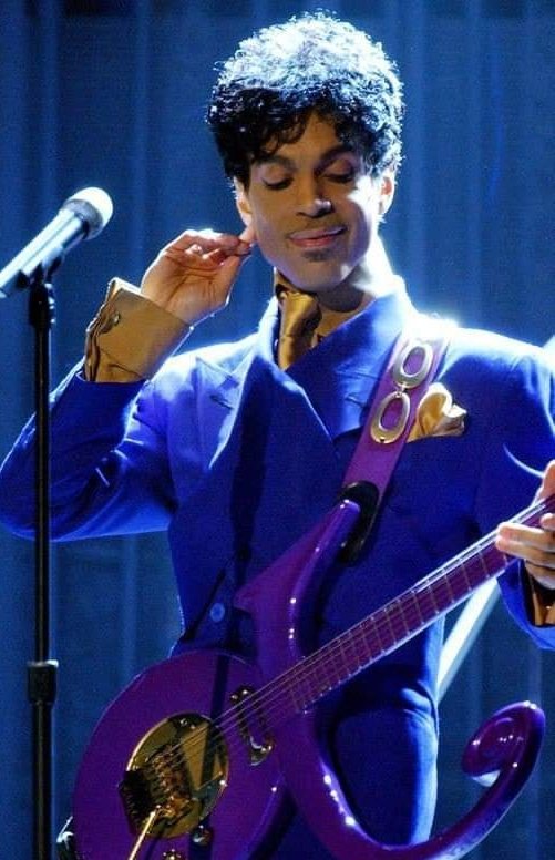 Favorite song by Prince?...🎸🎶