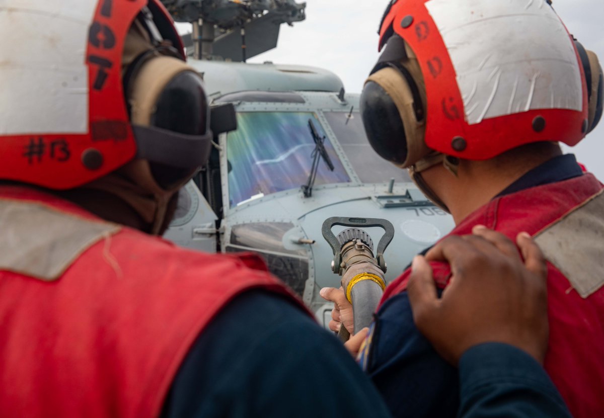 There's no calling 911 when there's a fire at sea🔥so Sailors train to put out fires themselves!🧑‍🚒#NavyReadiness 📸: Sailors conduct firefighting & crash and salvage team training aboard USS Gravely (DDG 107) in the U.S. 5th Fleet area of operations. #AlwaysReady #FirstToConquer