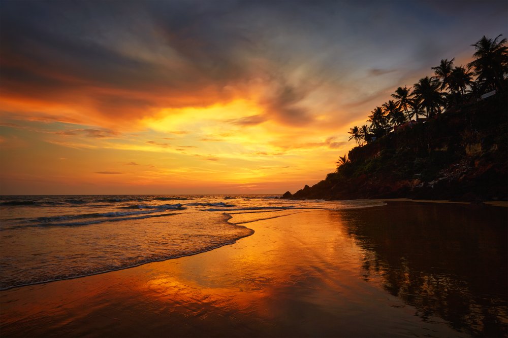 “To go out with the setting sun on an empty beach is to truly embrace your solitude.” ~ Jeanne Moreau Location: Varkala Beach #Beach #Vacay #KeralaTourism