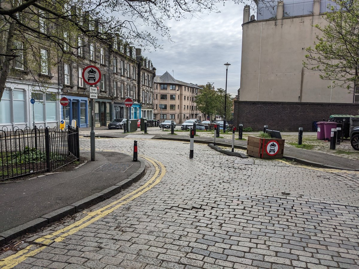 Rob Earl tweet media