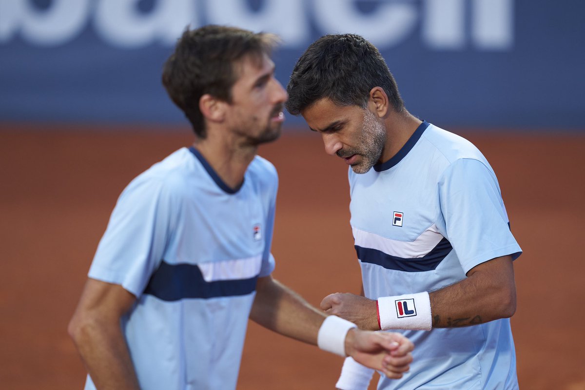 🤜🏻 C A M P E O N E S 🤛🏻 🇦🇷 @machigonzalez1 y 🇦🇷 @andymolto defienden el título del #BCNOpenBS ante Nys y Zielinski (6-4, 4-6, 11-9). @ATPTour_ES | @atptour