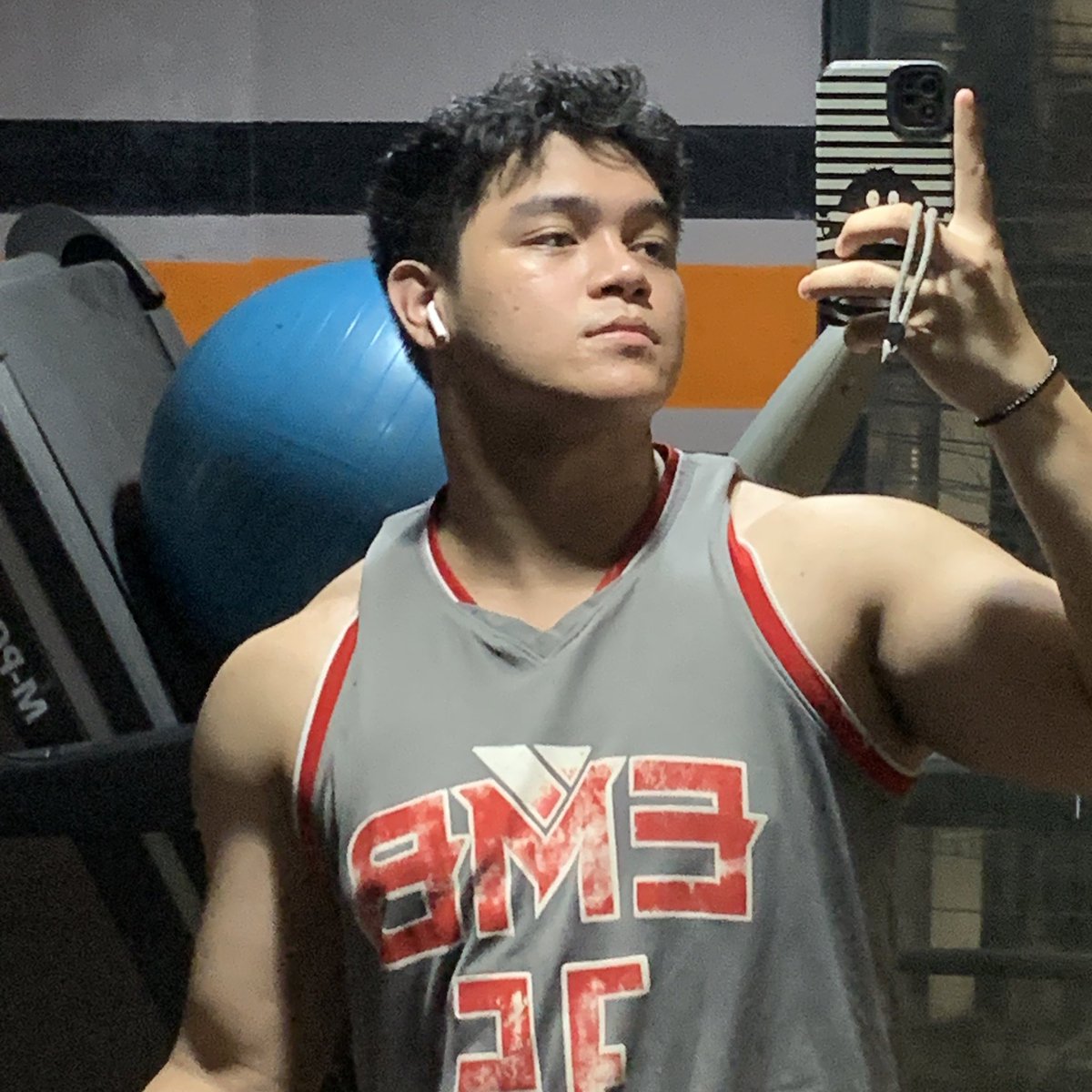 Tricep lewking good 😛