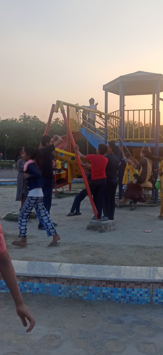 Swings installed in Waste to Wonder Park, Sector -54, Noida Authority. Need immediate repairing. Please take care of this so that children don't get hurt @noida_authority.