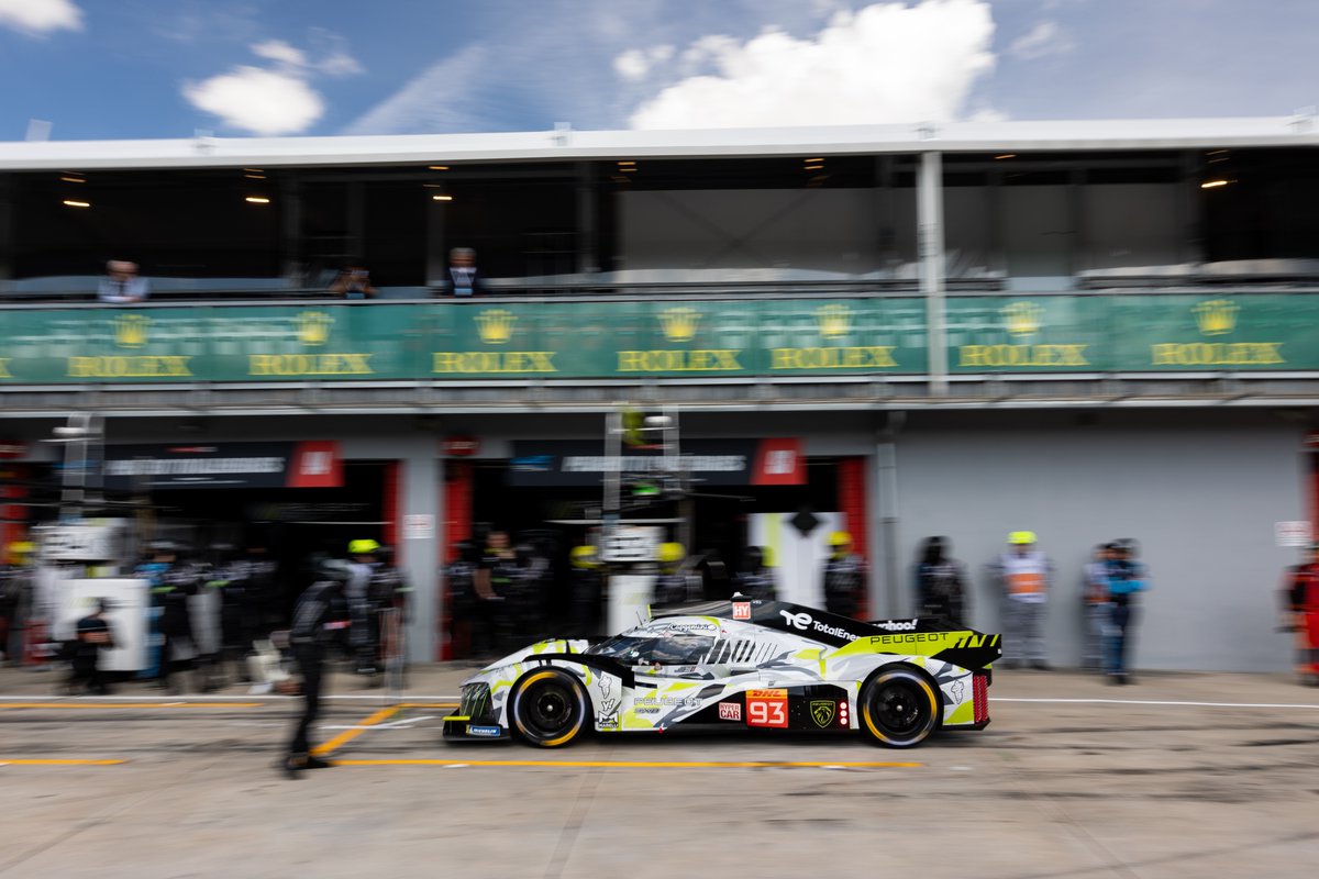 Double driver change after 2 hours into the race. @MikkelhJensen and @loicduval in the cars. #PEUGEOT9X8 #WEC #6HImola