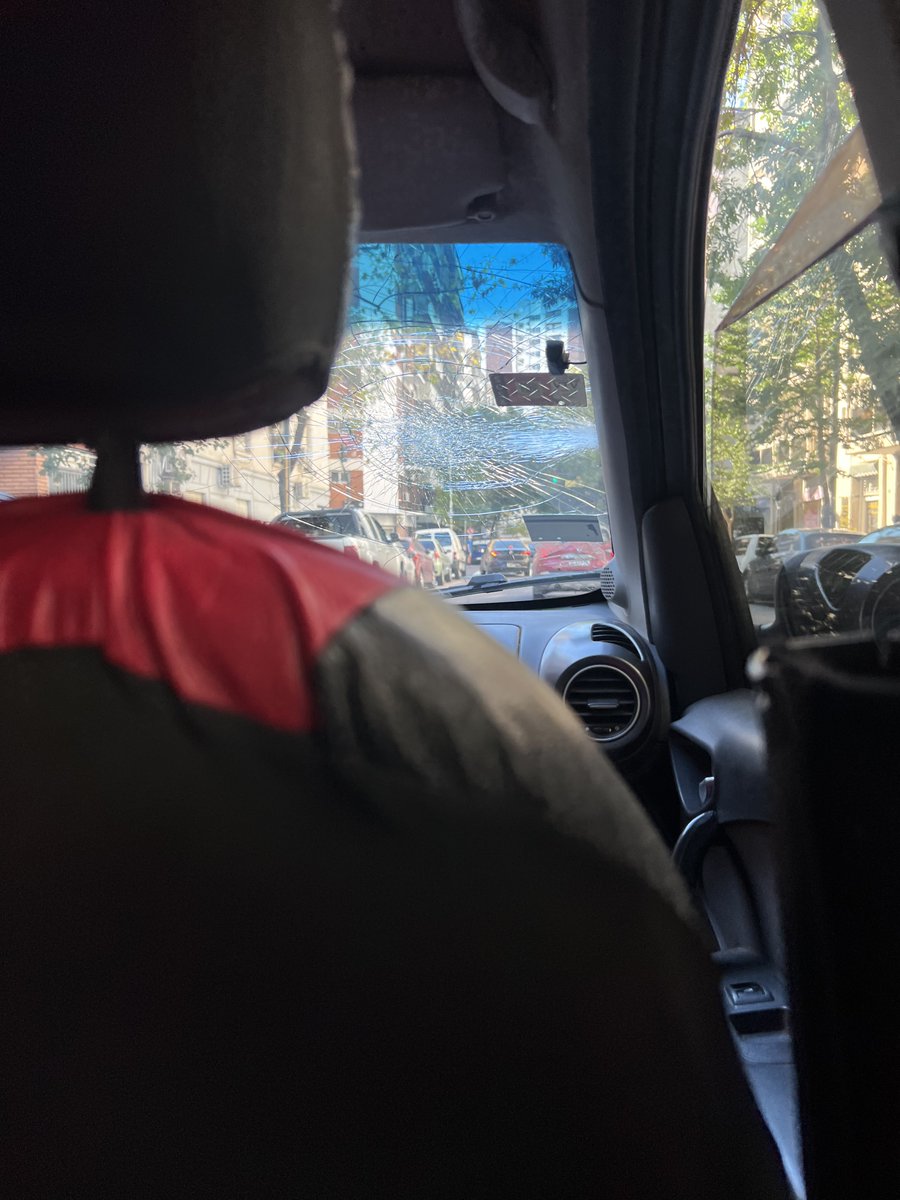 lopresti94's tweet photo. El servicio de @Uber_ARG cada vez mejor 👌 https://t.co/si0kN8EOON