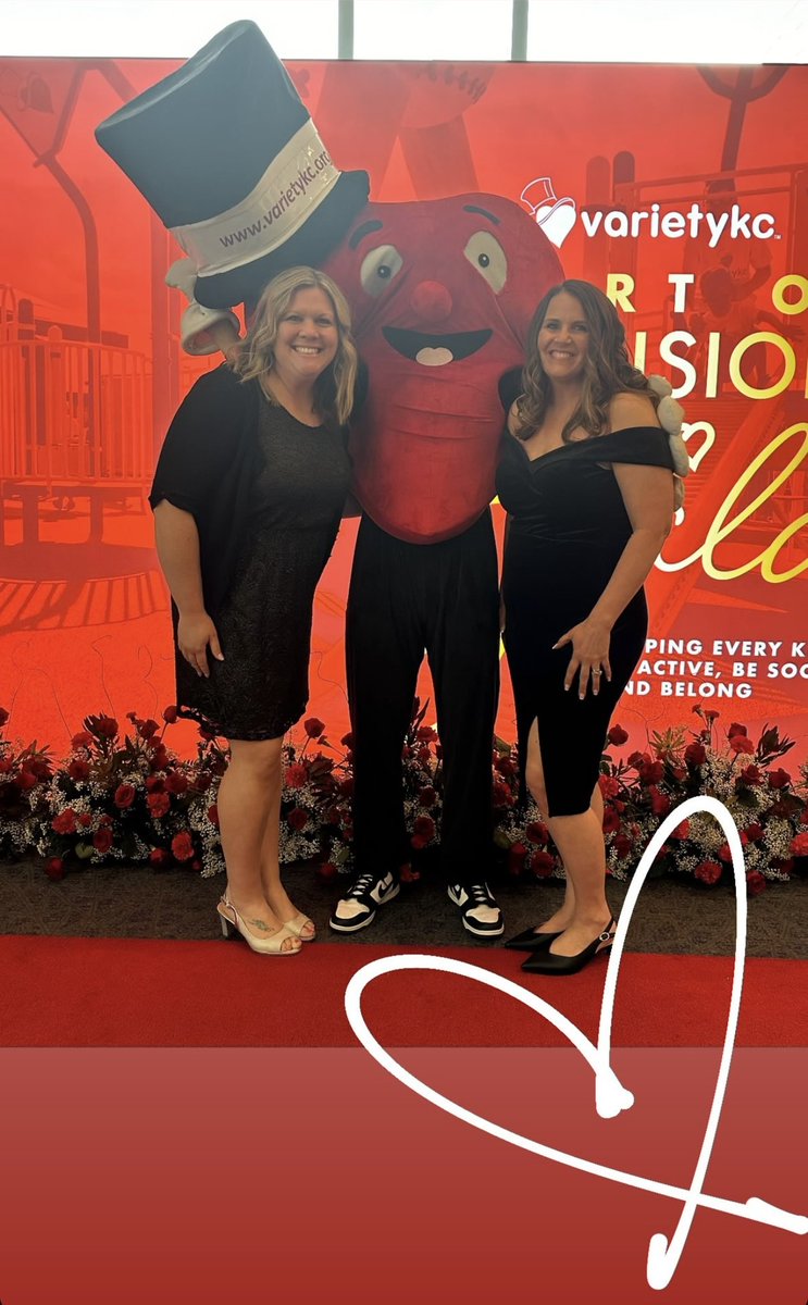 Ashley Brown tweet media