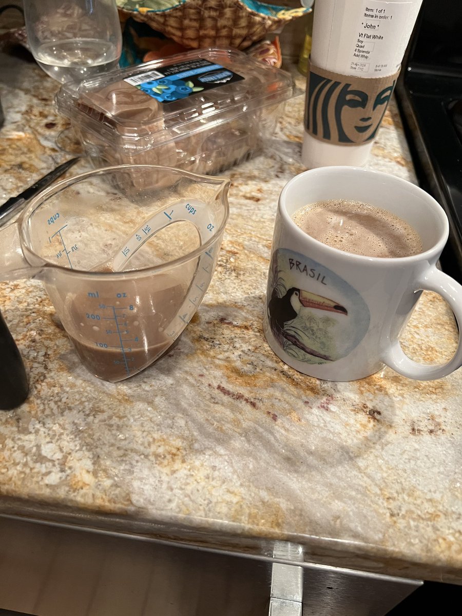 johnterrell's tweet photo. @Starbucks I was excited to get my Birthday venti flat white, less excited that today, venti = 10 oz.. I poured 8 oz into my coffee cup and two ounces remained. https://t.co/JqbD3DRoRg
