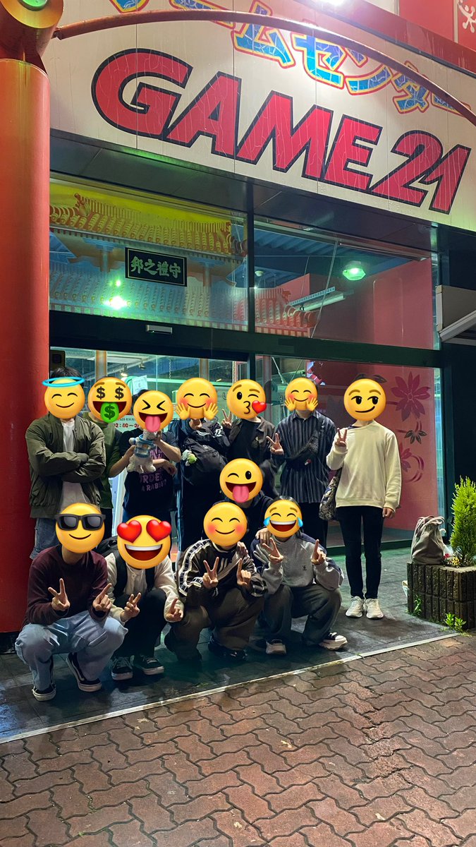 Helotarl613's tweet photo. 5年間よさらば https://t.co/0FQDKV8d81