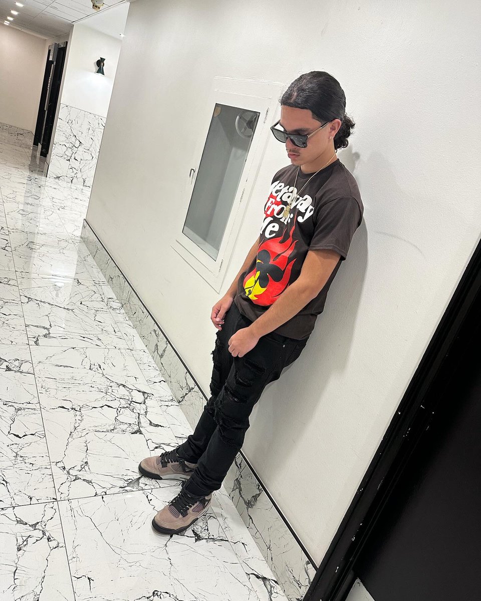 GifteddSZN's tweet image. Instagram GiftedSZN YT GiftedSZN Twitch Gifted #fypシ #lilmabu #ddosama #centralcee #nottiosama #rap #concert #carti #sister #family #birthday #pnbrock