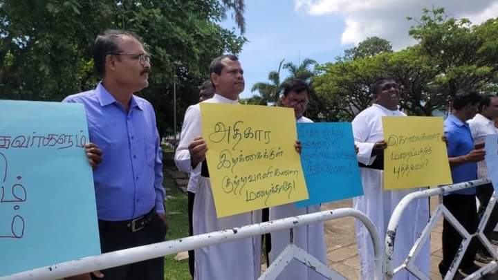 Memorial at one victims' grave in Batticaloa and a small community protest at Gandhi Park in Batti town. Photos via WAN members. #lka #SriLanka