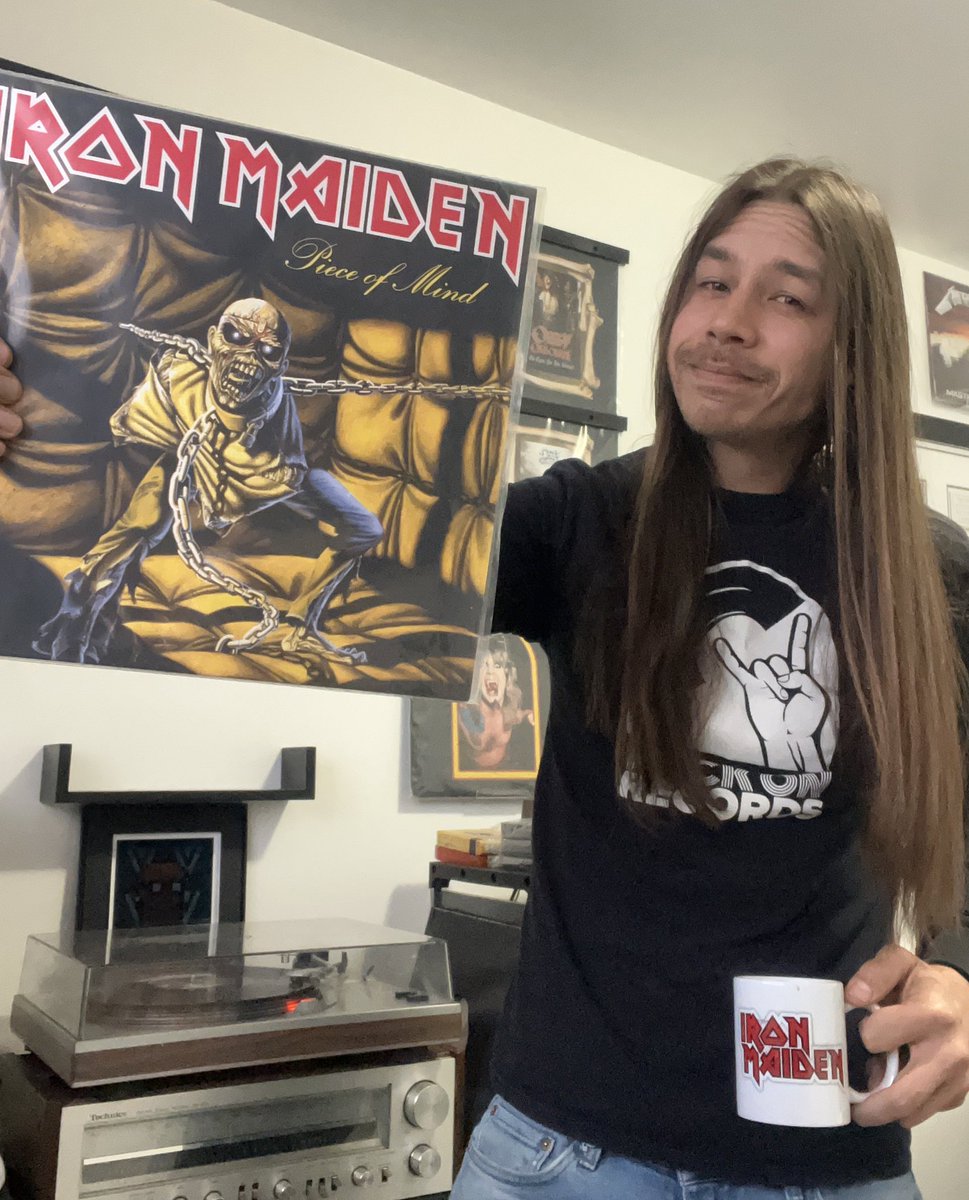 Good morning! ☕️☕️☕️ Happy Sunday! Coffee and spins will definitely help this day get going. I hope you all have a fan-fuckin-tastic one! 🤘💙 Iron Maiden - Peace of Mind 🎶😌 #Coffee #Vinyl #NowPlaying️ $XVG Vergecurrency.com