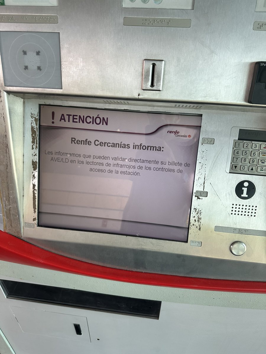 thanent's tweet image. Cómo usar el combinado cercanías en la estación de Camas? No hay validadoras infrarrojas para validar
