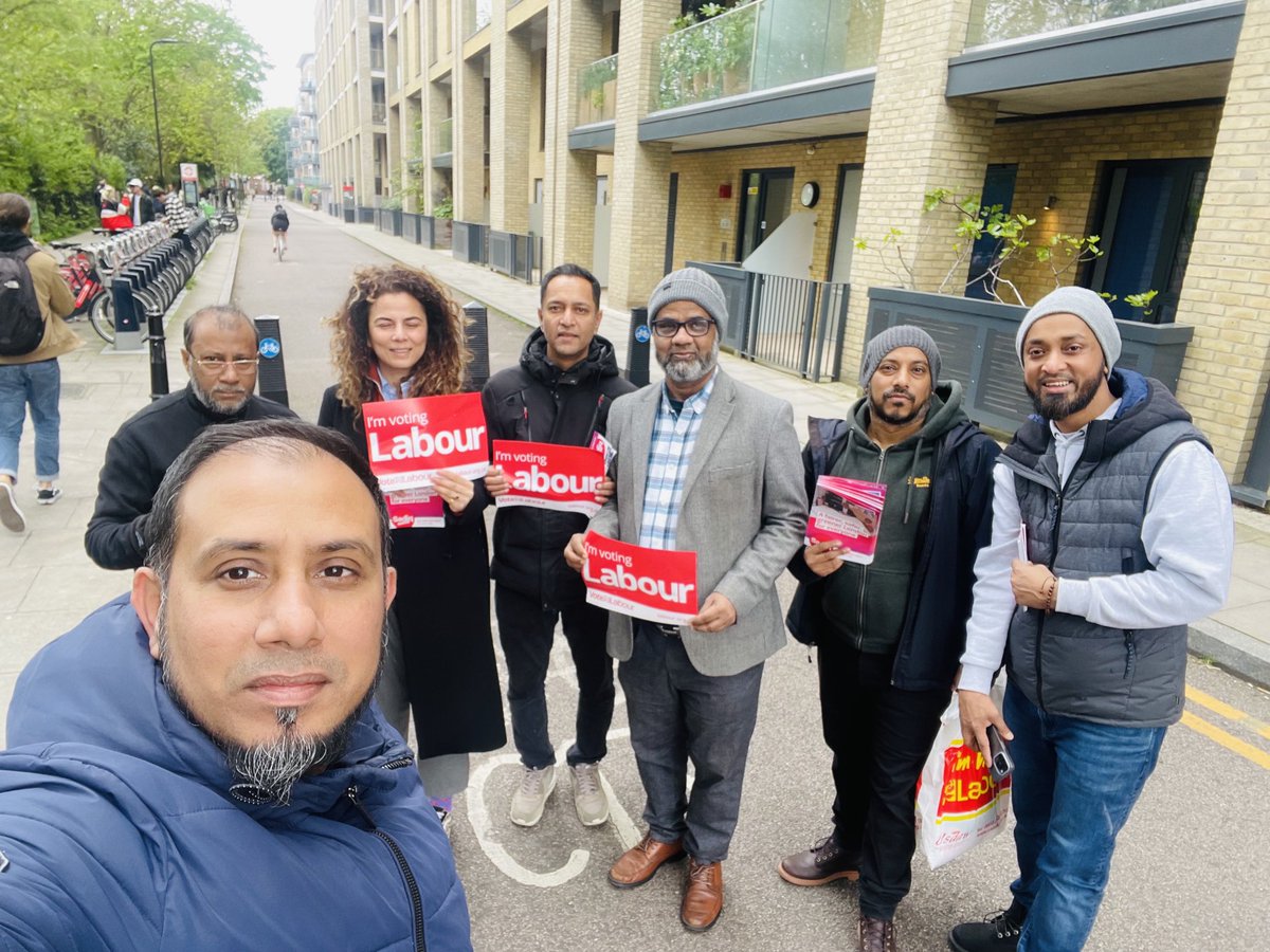 Today another successful Bethnal Green West ward campaign sessions in Hackney road and Goldsmiths Row for London Labour, @SadiqKhan and GLA Member @unmeshdesai #London Mayoral election on 2nd May# Positive response from voters.