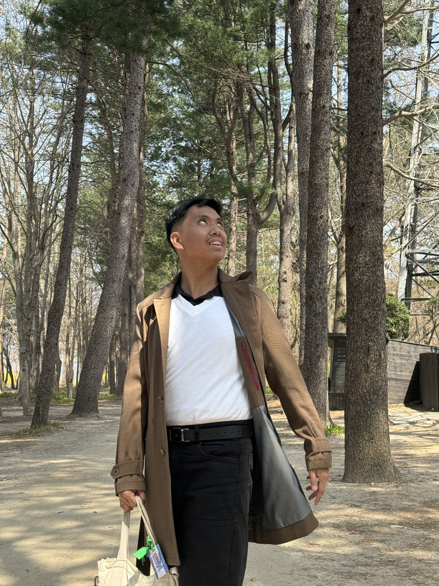 davidlaron_'s tweet photo. okay fine maybe i am starting to miss korea a little bit https://t.co/pVNfnSPFh3