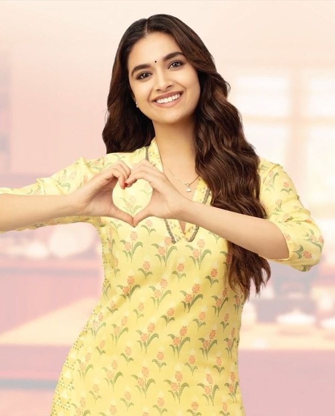 71gudala's tweet photo. Tweeting everyday until
@KeerthyOfficial
Mam reply to me. ❤️❤️❤️

Day-72

#KeerthySuresh https://t.co/flQlD7W9FV