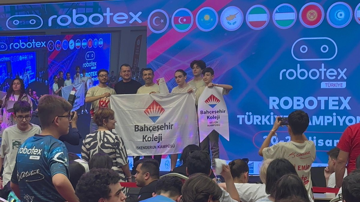 BhcIsk's tweet photo. Fen/Tek.Lisesi öğrencilerimiz Antalya'da gerçekleşen 2024 Robotex Türkiye Şampiyonasında Jüri Özel Ödülü alarak Estonya'da gerçekleşecek  Uluslararası yarışmaya çıkma hakkı kazanmıştır. Öğrencilerimizi ve öğretmenlerimizi tebrik ediyoruz.
@TrkErsen @osmanzekiozger @mahmutreyhani https://t.co/01pLgkpGnZ