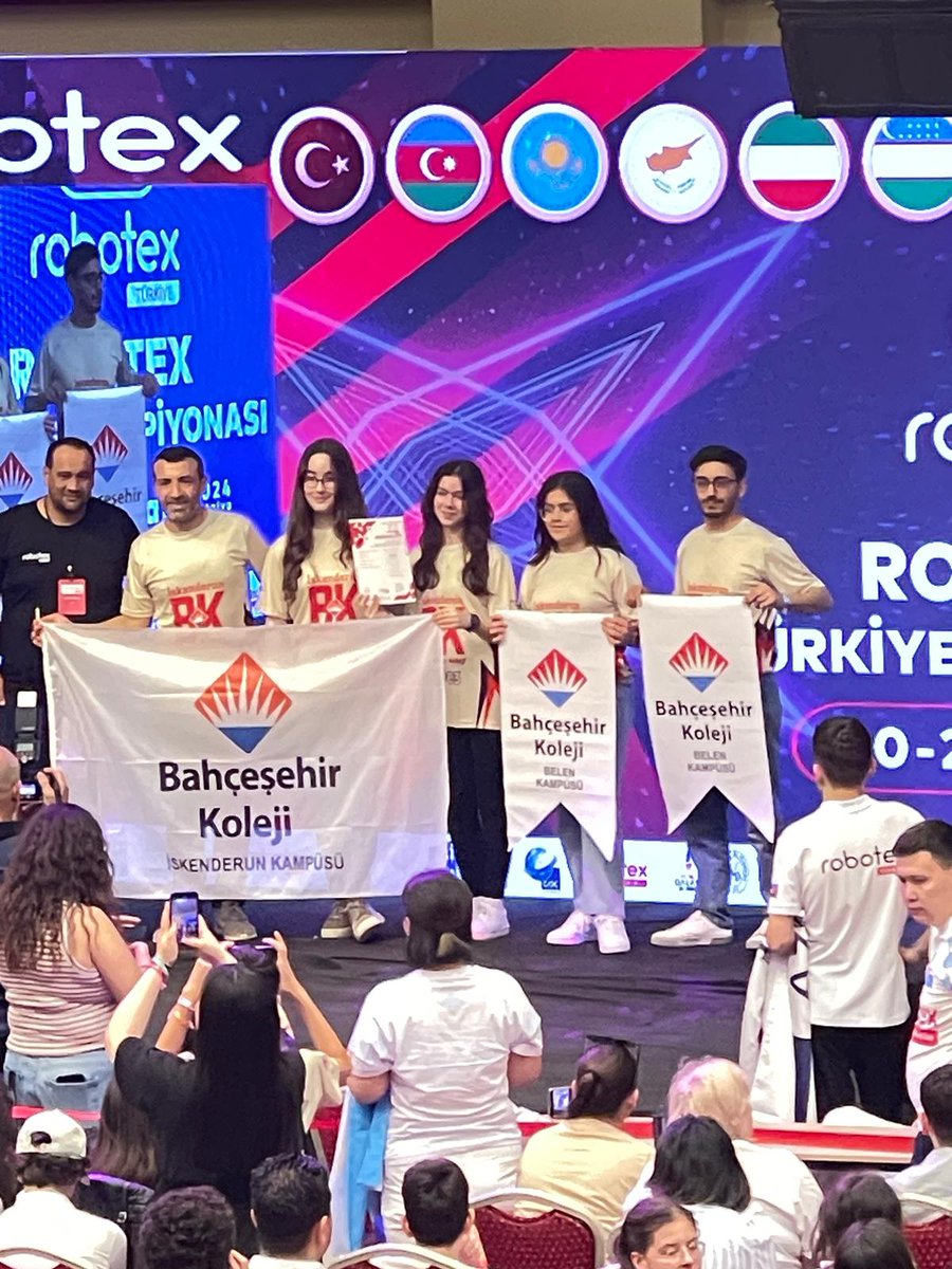 BhcIsk's tweet photo. Fen/Tek.Lisesi öğrencilerimiz Antalya'da gerçekleşen 2024 Robotex Türkiye Şampiyonasında Jüri Özel Ödülü alarak Estonya'da gerçekleşecek  Uluslararası yarışmaya çıkma hakkı kazanmıştır. Öğrencilerimizi ve öğretmenlerimizi tebrik ediyoruz.
@TrkErsen @osmanzekiozger @mahmutreyhani https://t.co/01pLgkpGnZ