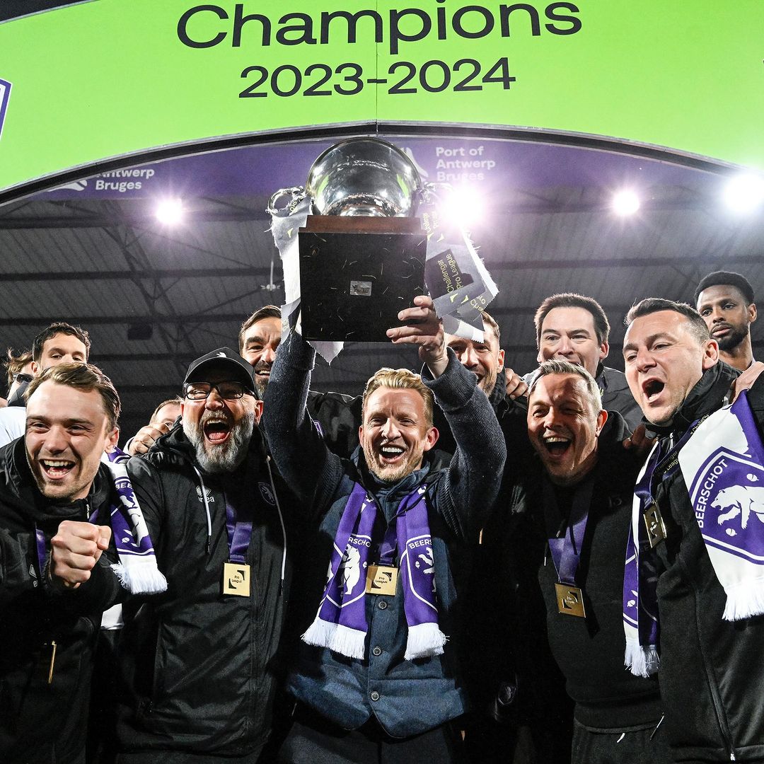 احتفالات الأبطال لم تنته بعد 🔴🏆

انتظرونا غدًا.. الحدث المنتظر في قلب أنتويرب 😍

كونوا في الموعد 🔜