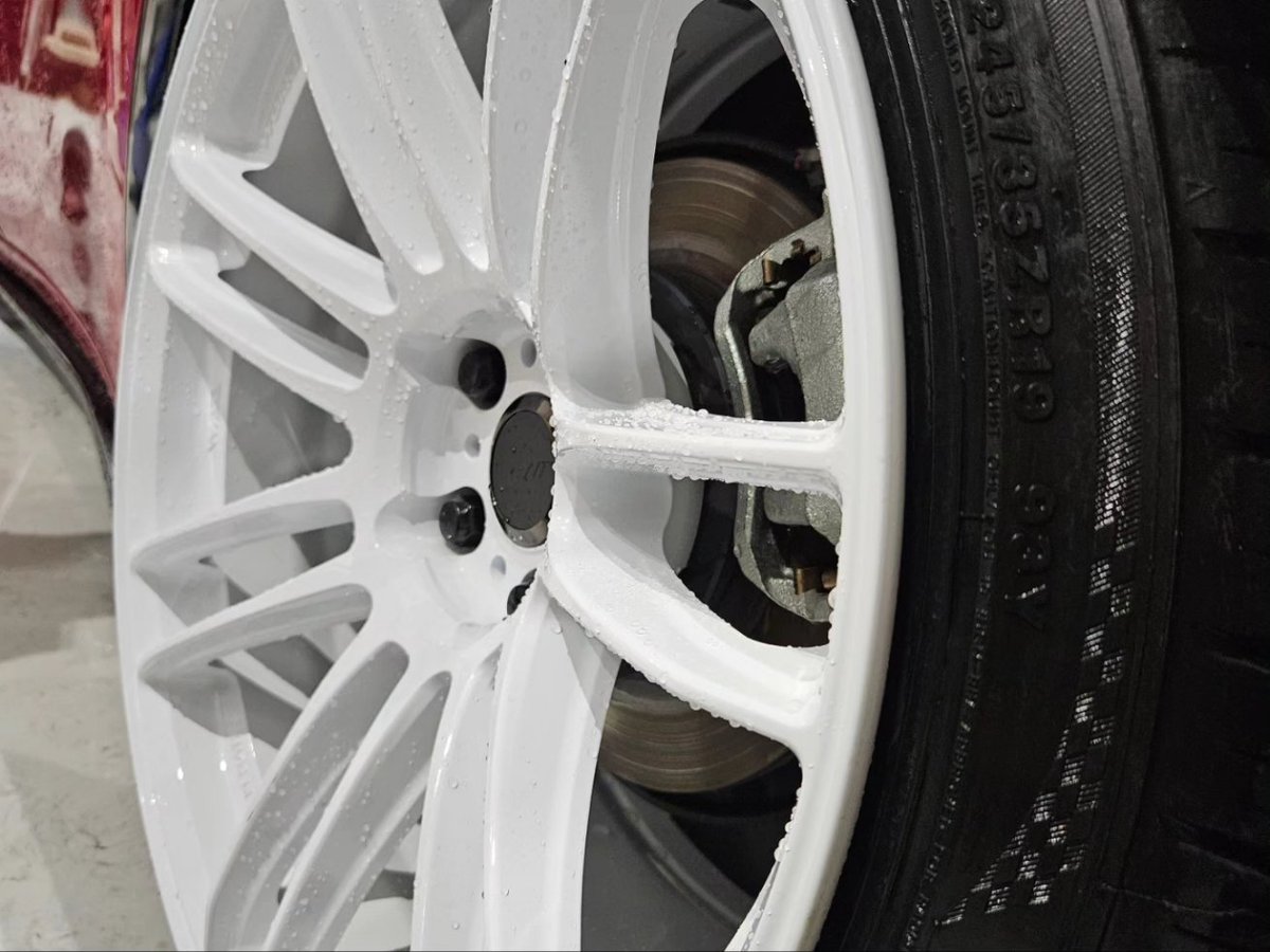 og_works2022's tweet image. WORK EMOTION　ZR7
2024NEWモデル

19×10.5J+22
245/35-19
キャンバー6度でサラリと
乗れるセッティングで履かせました！
10.5Jが普通に見えてしまいますよね😃
#WORKwheel
#EMOTIONZR7
#ZR7