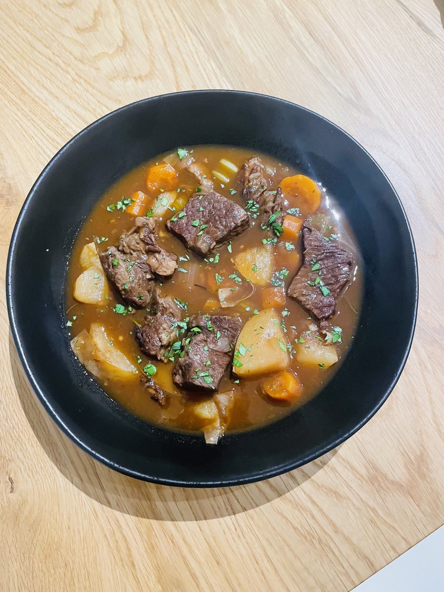 coookwithchris's tweet photo. Beef Stew

Take a 3 lb chuck and cut it into cubes, season with salt & pepper, then sear on all sides

Reduce heat to medium low, then add 1 large diced yellow onion and saute for 5 minutes, then add 4 cloves of garlic and saute for 1 minute

Make sure to scrape any fond off the bottom of the pan, and use a splash of broth or wine to help it release if necessary

Add to crock pot with:

1 cup red wine
4 cups beef broth (10x better with homemade broth)
2 tbsp Worcestershire Sauce
3 tbsp Tomato Paste
5 medium carrots
1 lb Yukon gold potatoes
2 bay leaves
1 sprig rosemary
1 thyme sprig

Cook on low for 6-8 hours or high for 3-4 hours, until the meat is tender

Optional: To thicken, combine ¼ cup COLD water with 3 tbsp of cornstarch or arrowroot starch. Slowly add it to the stew, stirring to incorporate.

Turn off the heat. Swirl in 2 tablespoons of cold butter for a smooth, velvety finish.