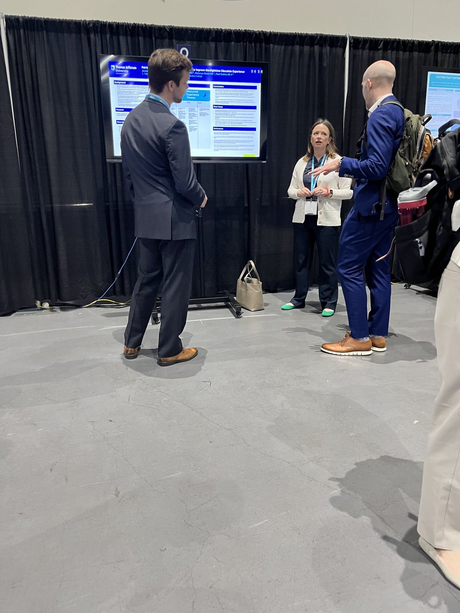 <a href="/TJUHospital/">Jefferson Health</a> <a href="/SocietyHospMed/">Society of Hospital Medicine</a> <a href="/LiottaMD/">Mark Liotta</a> <a href="/mjdipaolo/">Michele Decastro</a> Rounding out the Sat posters, Jen Valentine demonstrated a <a href="/TJUHospital/">Jefferson Health</a> Med team project to improve overnight resident education! Realtime feedback FTW! 🧵...