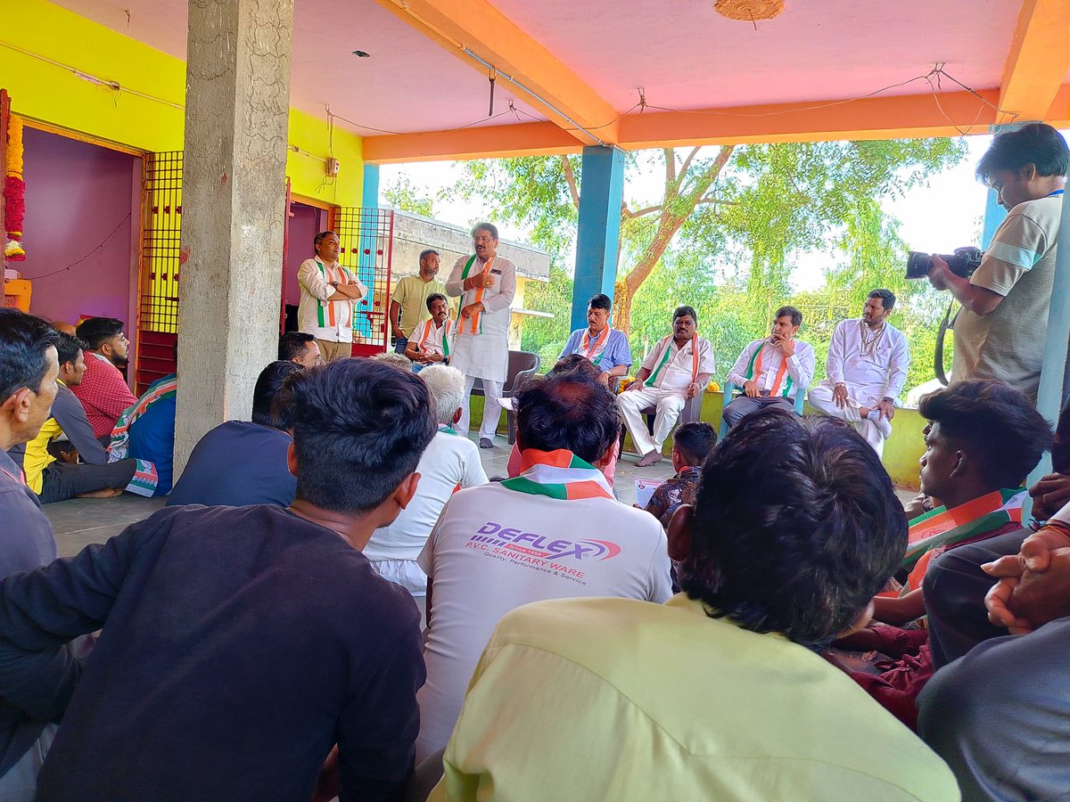 आणंद जिले के खंभात तहसिल के जालापुर गांव में खंभात विधानसभा के कांग्रेस पक्ष के प्रत्याशी श्री महेंद्रसिंहजी परमार के साथ #जनसंपर्क अभियान। #LokSabhaElection2024 #AmitChavda #election2024 #Anandloksabha #Gujarat #Congress