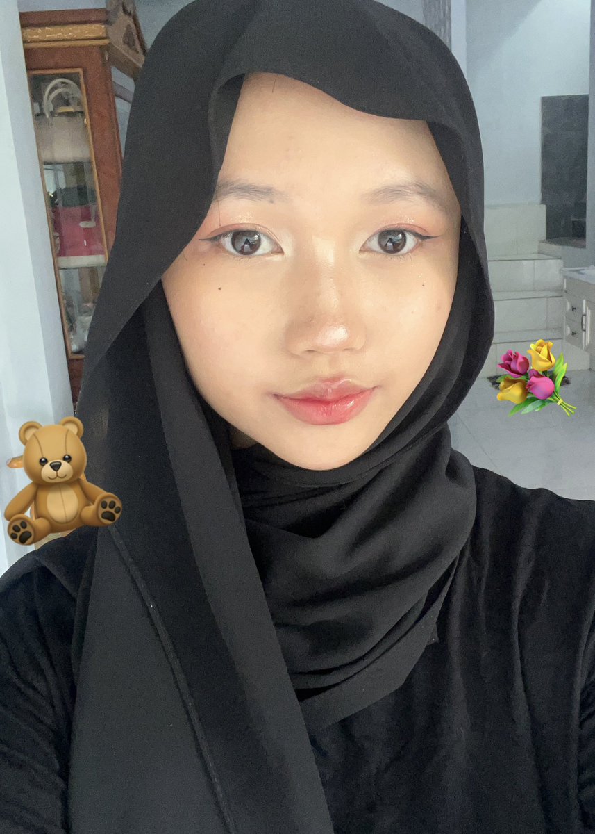 00MINGI's tweet photo. kata tulus hati hati di jalan, tapi kalo kata aku sih kita harus jalan👀🦖 

#ATSD #AtinySelcaDay #ATEEZ #Mingi #민기 #에이티니 #ATINY #에이티즈  @ATEEZofficial https://t.co/Trzg74JgED