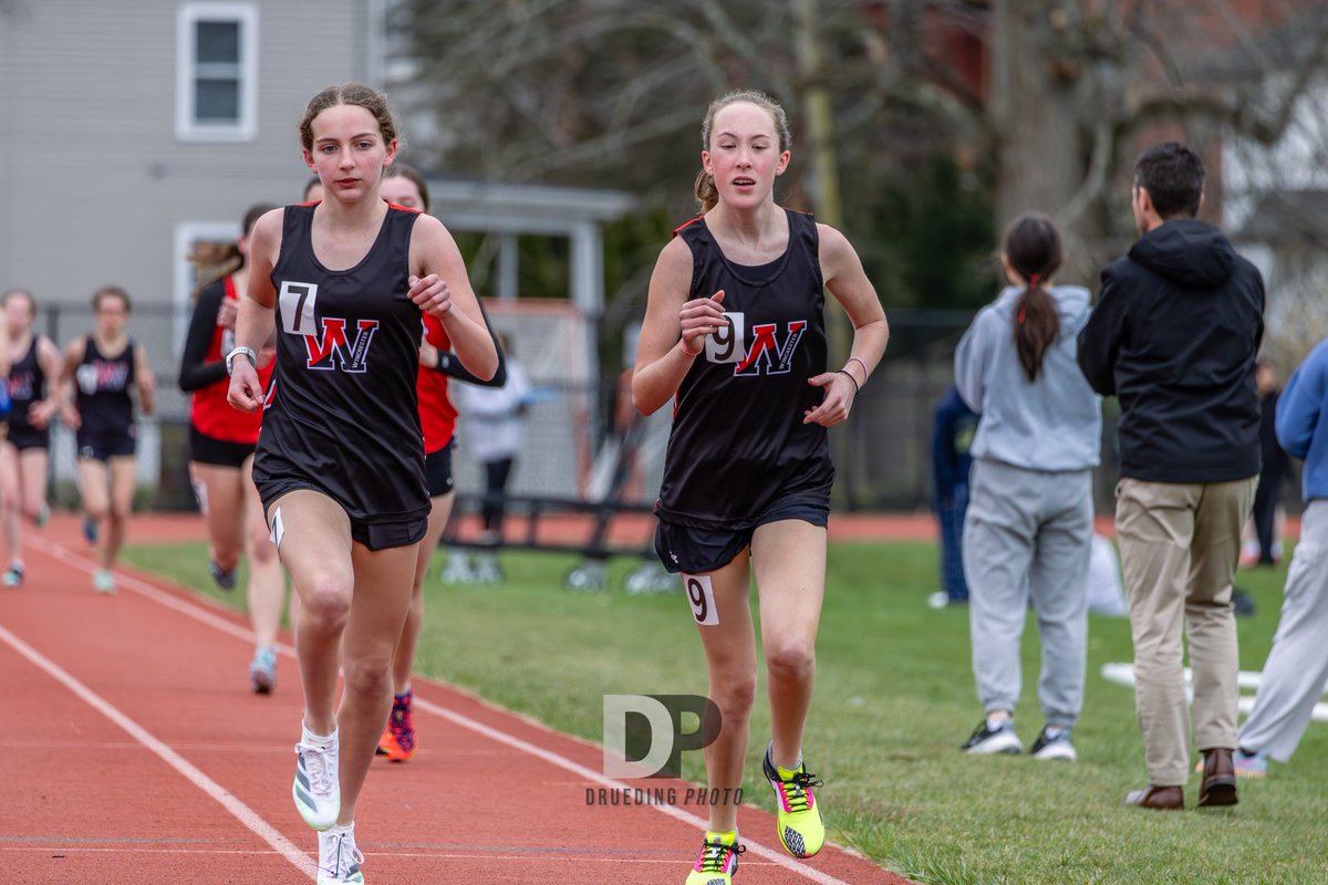 Win_TrackField's tweet image. Over the break, the WHS Track team competed against Reading.  The boys' team tied(68-68), and the girls' team lost a close meet(75-61) to a very good Reading team. @Winch_Athletics @dtcsports @GlobeSchools @BostonHeraldHS