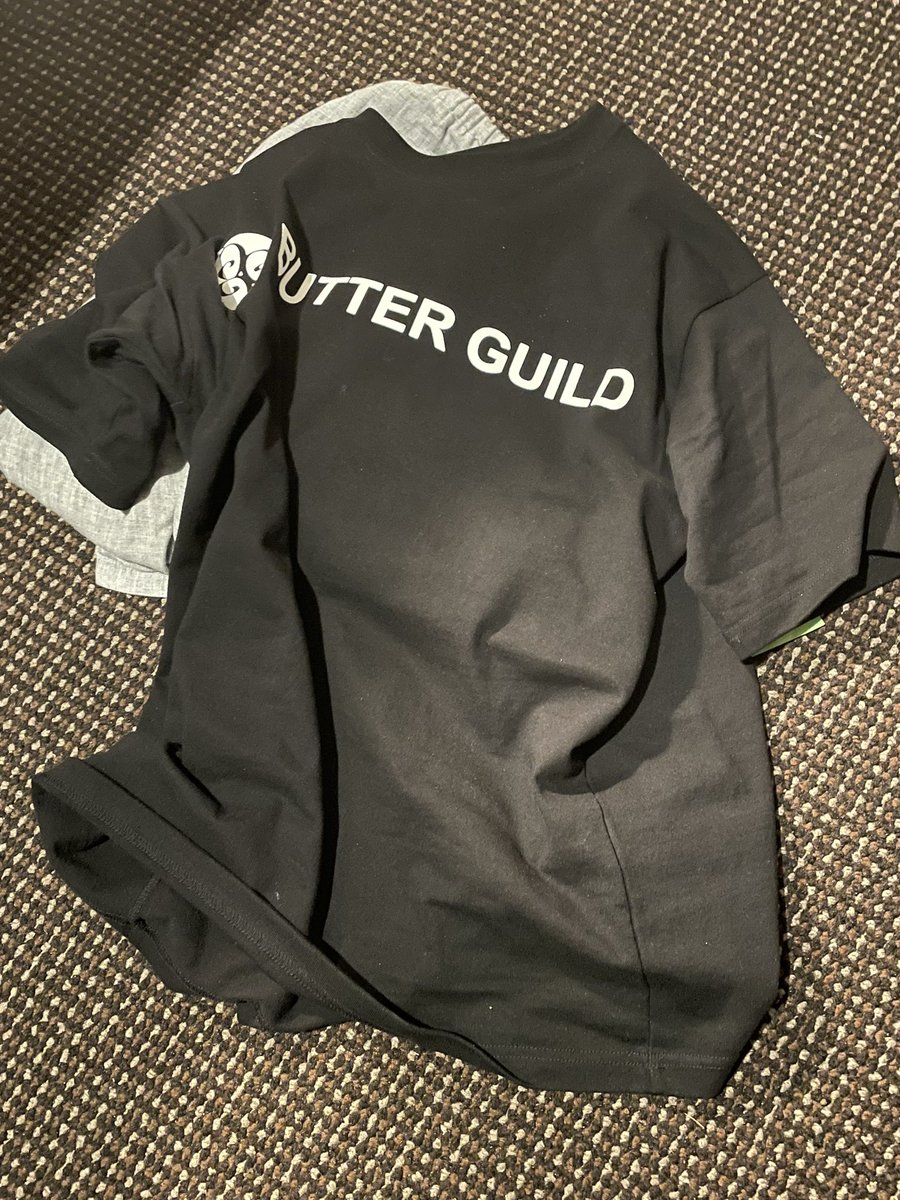 BG初のイベント出店✨
Nコレ大阪 2日間終了しました！

お立ち寄り下さった皆様
お久しぶり〜の皆様
はじめまして〜の皆様
企画にご参加頂いたクリエイターの皆様
運営の皆様

みんなみんな
ありがとうございました🧈✨

#めちゃくちゃつかれた
#足腰ガタガタやわ
#Nコレ #Nコレ大阪 #バターギルド