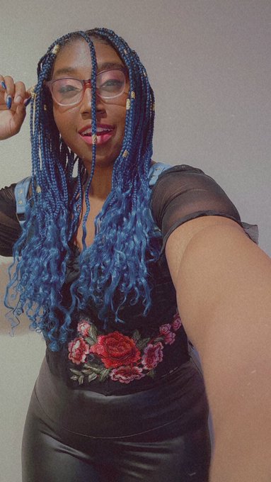 Finally got out the house https://t.co/8N0nWNWNQI