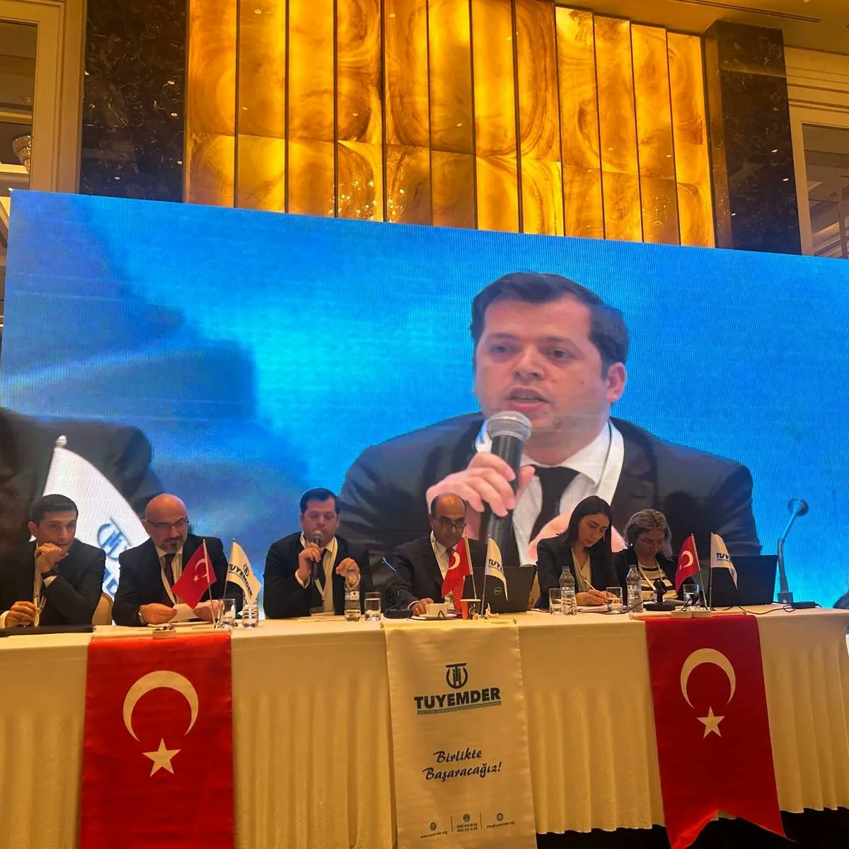 TUYEMDER's tweet photo. Yetkili Müesseseler Bilgilendirme,Eğitim ve İstişare Toplantısını meslektaşlarımızın yoğun teveccühü ile 20 Nisan Cumartesi günü gerçekleştirmiş bulunmaktayız.
MASAK,Hazine Kontrolörleri Kurulu ve Gib Başkanlığından uzmanların bilgilendirmeleri katılımcılara sunulmuştur. https://t.co/aJcXs3eJe7