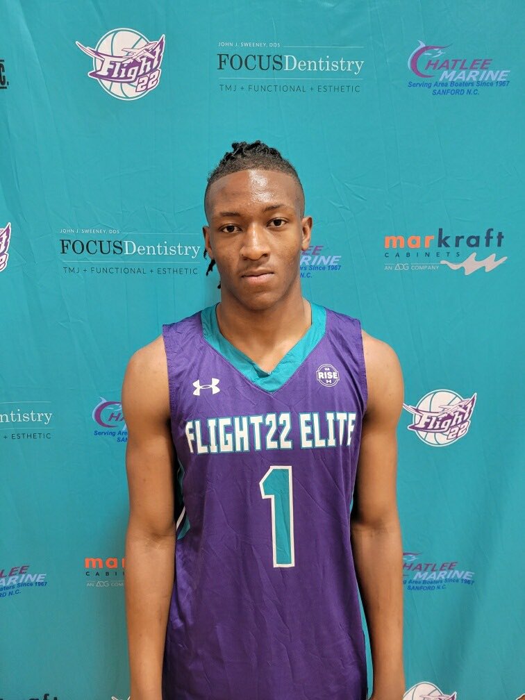 Flight 17u🏀🛫 tweet media