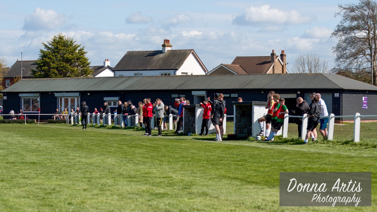 DAPhotography77's tweet photo. 📸 Snaps from yesterday’s match between @PoultonFC_FY6 and @Hurstgreenfc are available to view on my FB page, and can also be purchased through my new website.

Links to all my social media and website available on this link:

https://t.co/o6UJO5CJCP https://t.co/B1pn0YEV90