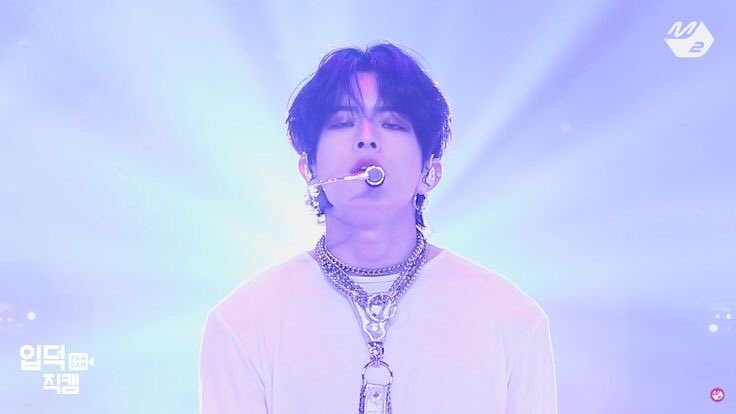 hourlysubsub's tweet photo. alices were all not ready for this nightmare's jung subin https://t.co/4jEoVusFIP