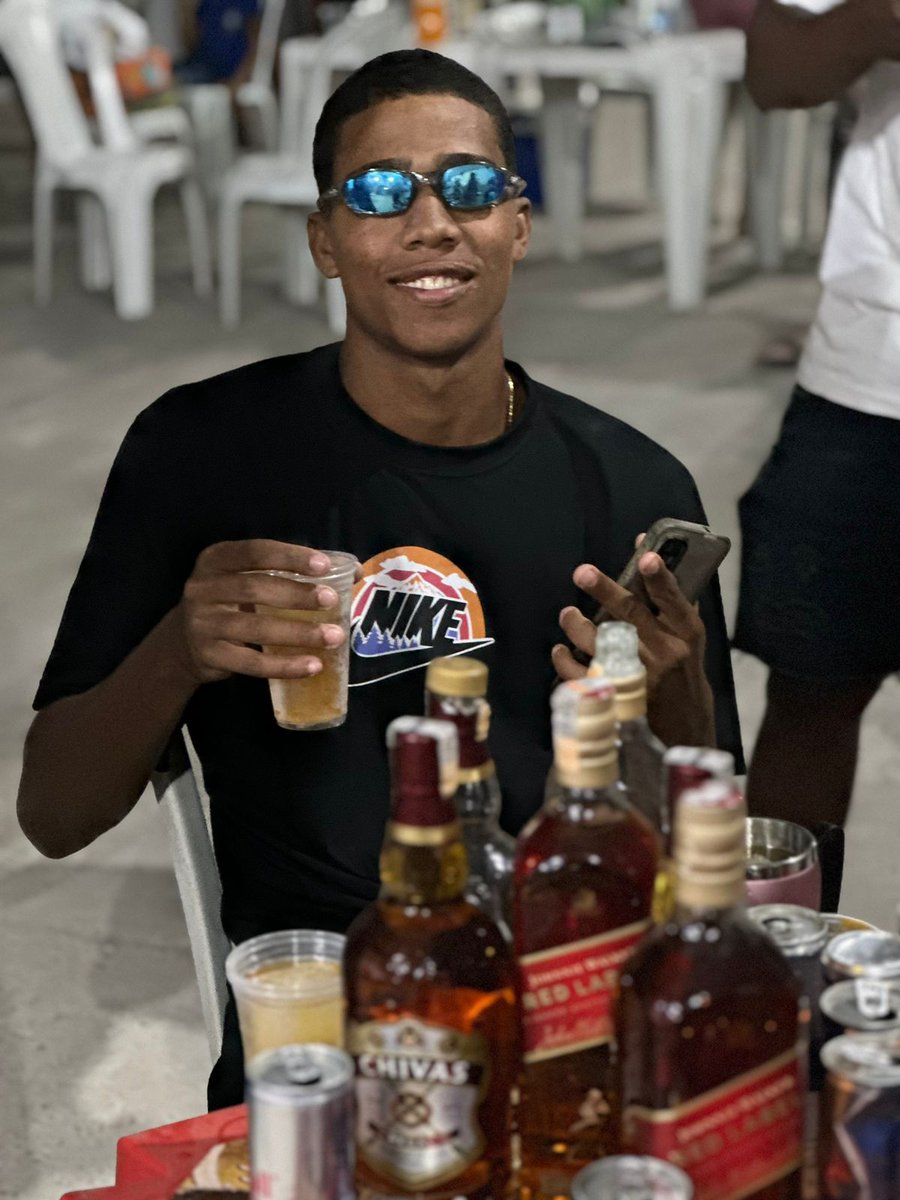allanptk3's tweet photo. Vivência 🥃🥋 https://t.co/40CFfcGYD6
