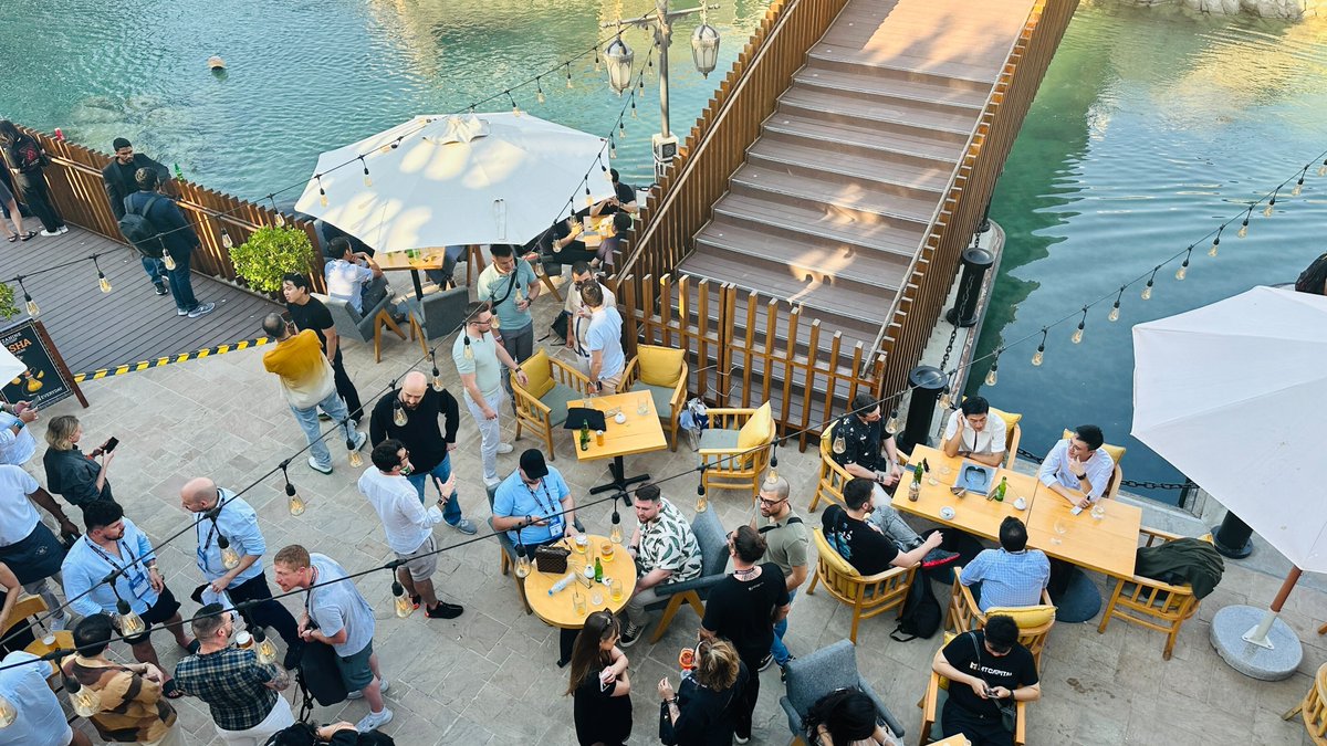 🌟 That's a wrap on our Dubai Happy Hour! 🥂 Big thanks to @hedera, @okxweb3 & #XRPLedger for the incredible vibes at Mezzanine Bar & Kitchen. And a toast to our sponsors @peaqnetwork, @PropellorHQ, @Ternoa_, @AndromedaProt, @Somnia_Network & @NvirWorld!