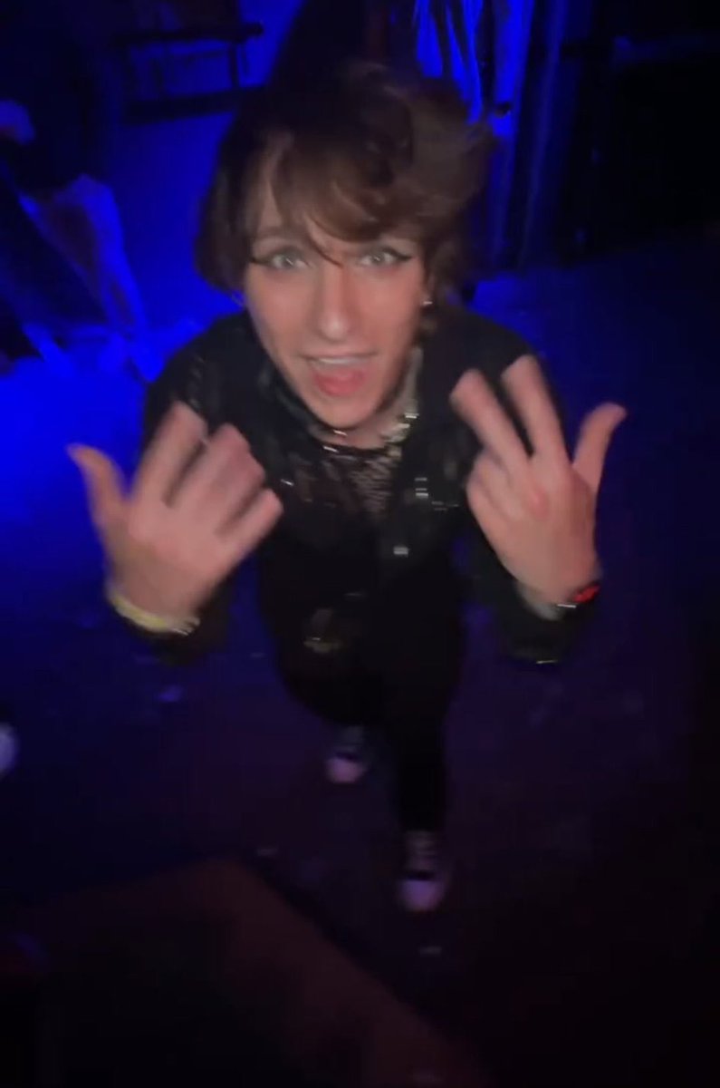 GreenTeaEl_'s tweet photo. CHARLIE SLIMECICLE EVERYBODY
CHARLIE. SLIMECICLE. https://t.co/0C070SrS8d