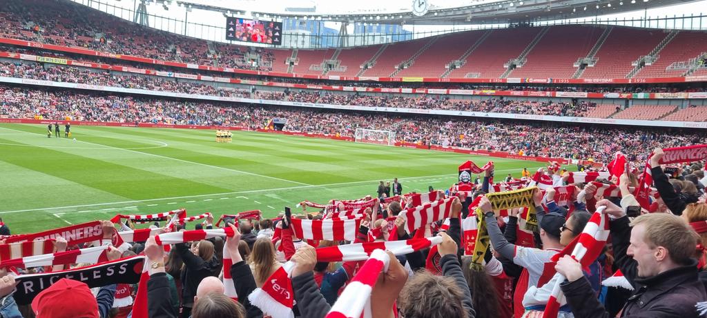 Pawz the Lion tweet media