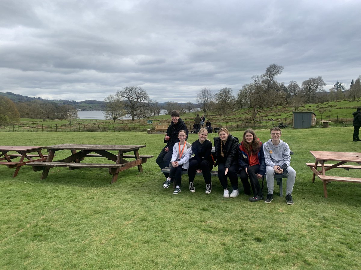 Katrina Perry tweet media