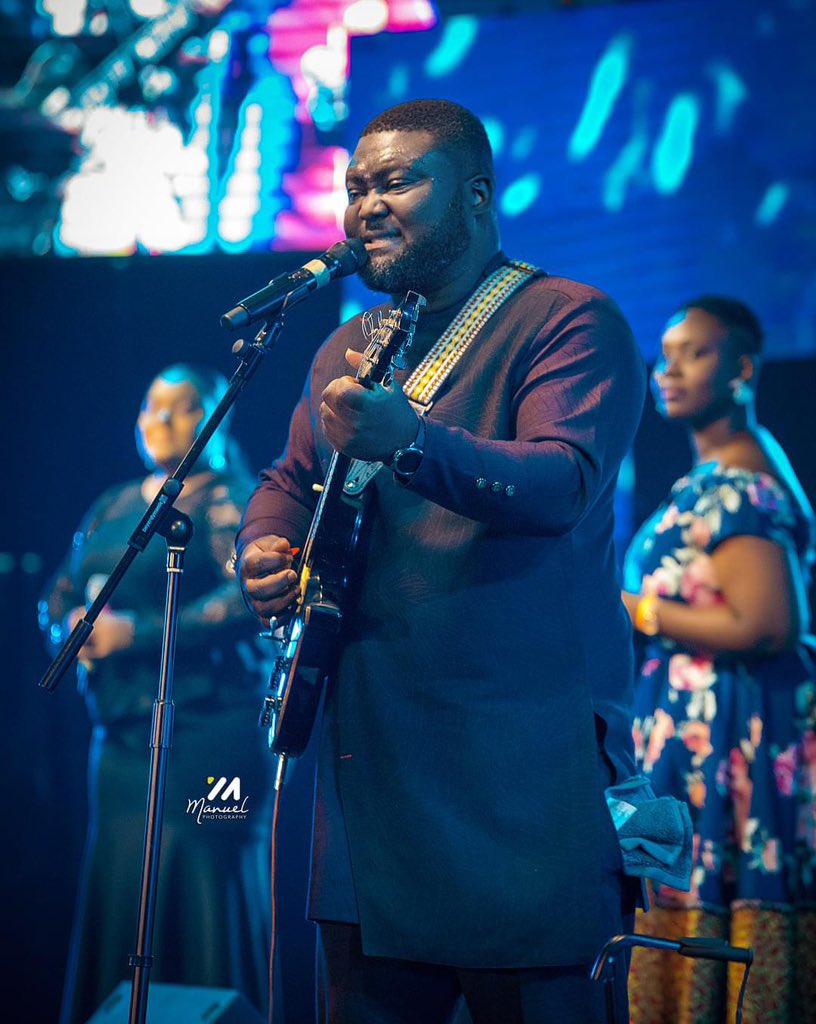 yencomgh's tweet photo. Sad news! 😔

Ghanaian gospel musician Kofi Owusu Dua Anto, also known as “KODA”, has reportedly passed on. 💔

May his soul rest in peace! 🙏🏾🕊️

Photo by @manuelphotography_official (Instagram) https://t.co/k7QzsJQsRY