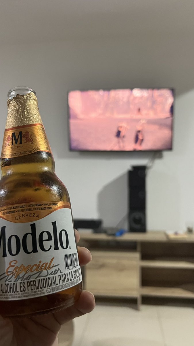#modelo Better than I thought it would be. Was playing some #NieRAutomata last night.