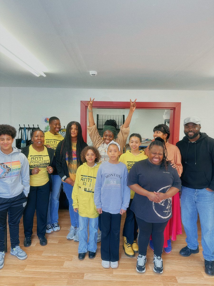 tobilobamaryam's tweet photo. Have you ever wondered how art can be used as a tool to campaign for change?

Yesterday I spent a beautiful day in the Lake District with the awesome youth workers from Antiracist Cumbria! The mission? To harness the power of music in activism. ✊🏾 https://t.co/2rdgzPfkgS