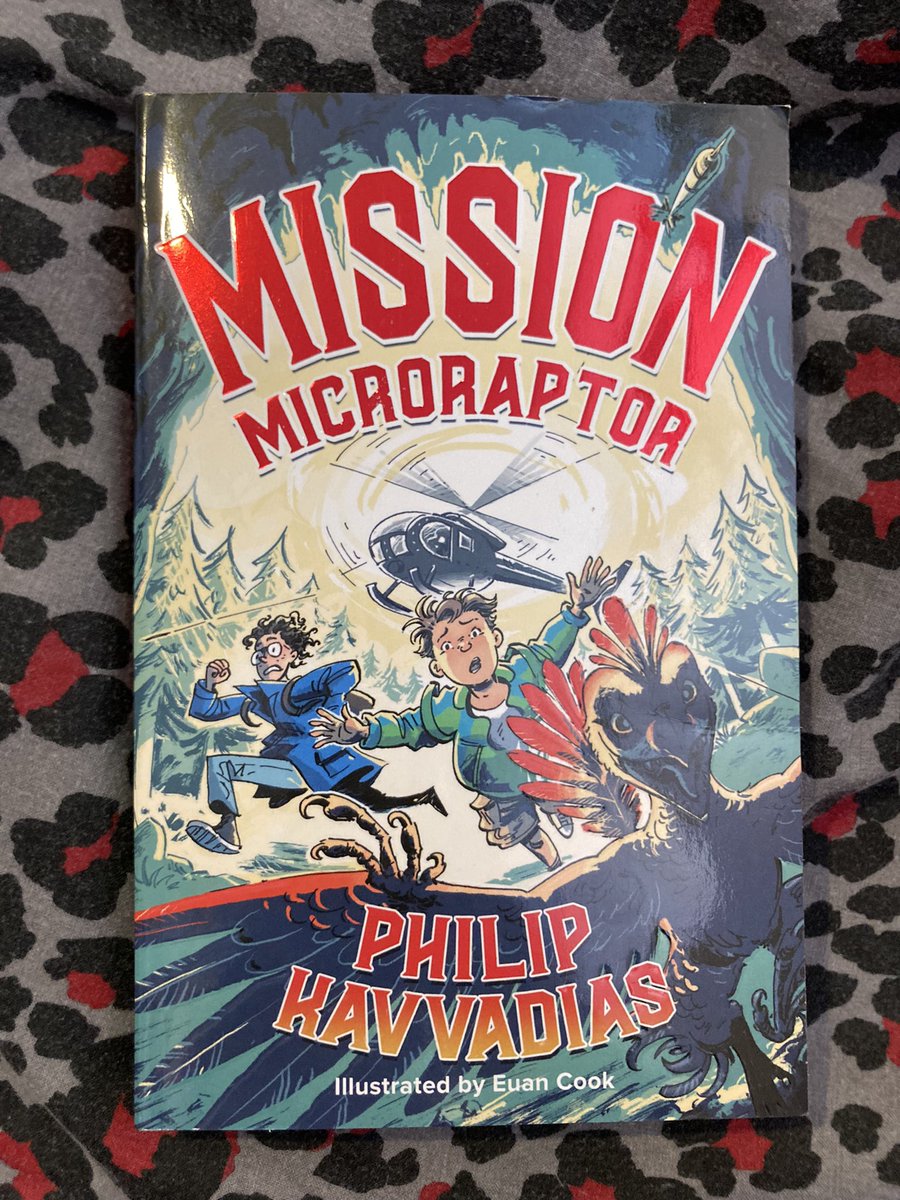 Another Middle Grade read: today I binged MISSION: MICRORAPTOR & it was a rollicking good time, packed with edge of your seat action & a hilariously cynical & snarky voice. My elevator pitch is: It’s ET meets RAMBO: FIRST BLOOD with a splash of JURASSIC PARK. A banger!